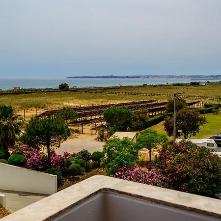 Magnific Sea View Apartment